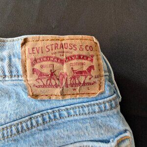 LEVI'S 501 BUTTON FLY JEANS; W26 L28;  26X28; GREAT CONDITION! Light Blue